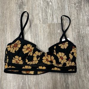 Gilly Hicks flower bra